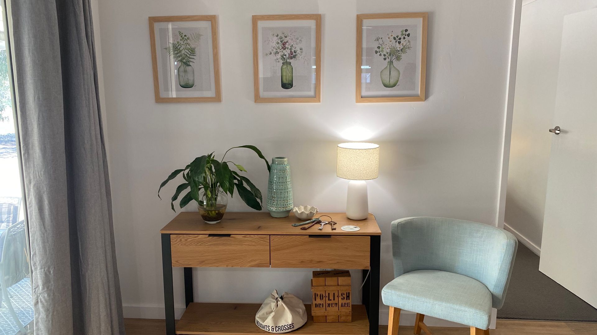 المنشأة من الداخل