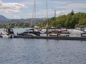Marina - Moon Cottage (Windermere)