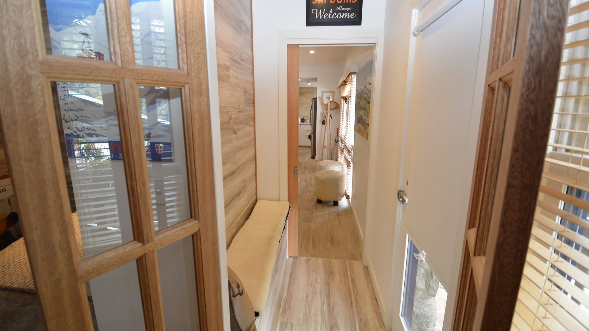 المنشأة من الداخل