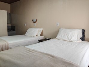 غرفة عادية لاثنين - برواق | واي فاي مجانًا