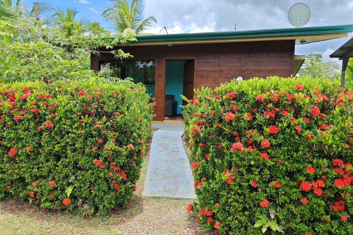 Casa familiar, vistes al jardí | Wifi gratuïta