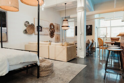 Cozy studio on the ATL Beltline FREE Parking!!!