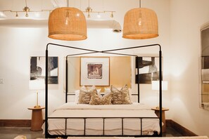 1 slaapkamer, een strijkplank/strijkijzer, wifi, beddengoed
