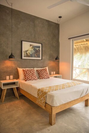 Comfort Studio, Kitchen, Resort View | Individually decorated, desk, laptop workspace, free WiFi - Sayula Home (Sayulita)
