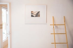 Comfort studio, balkon, uitzicht op zwembad | Luxe beddengoed, een bureau, een laptopwerkplek, gratis wifi