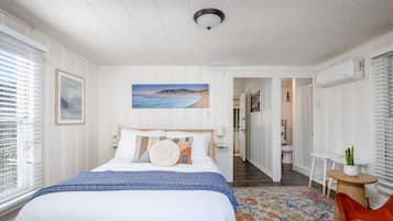 1 bedroom, travel crib, WiFi, bed sheets