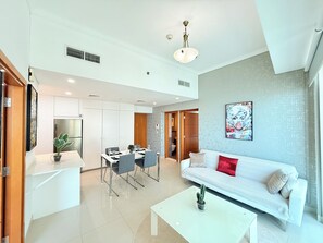 Apartamento urbano, 2 quartos, vista para o mar | Roupas de cama premium, individualmente decorados