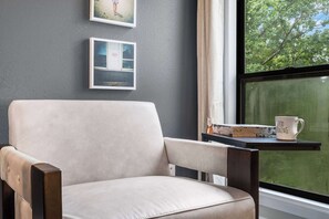 Condo, Multiple Beds, Balcony, Garden View (Top Notch) | Interior