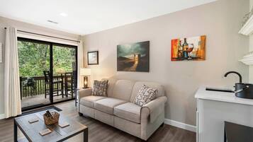 Condo, Multiple Beds, Balcony, Garden View (Top Notch) | Living area | 42-inch flat-screen TV with digital channels