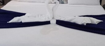 Charming bed & breakfast in lovely St. Elizabeth Parish with AC