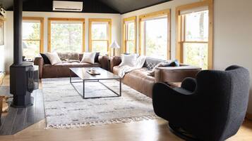 Televisión, tenis de mesa y libros