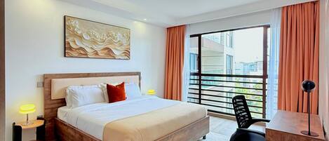 Iron/ironing board, WiFi, bed sheets