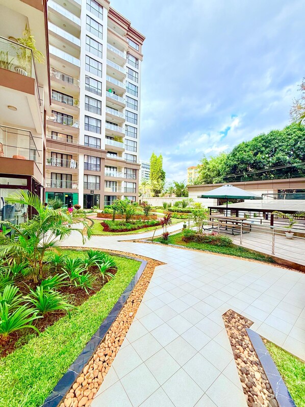 Terrace/patio - Elegant 3BR Apartment at 108 Riverside Drive, Nairobi (Nairobi)