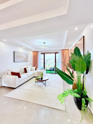 TV, fireplace - Elegant 3BR Apartment at 108 Riverside Drive, Nairobi (Nairobi)