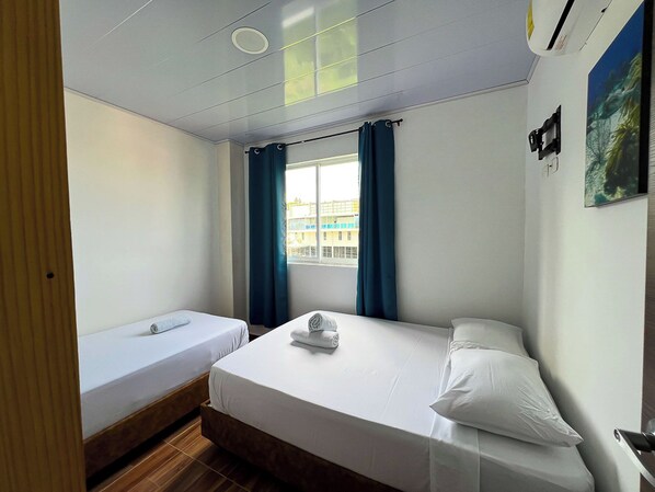 Apartament, s'admeten animals de companyia, vistes al mar | Wifi gratuïta 