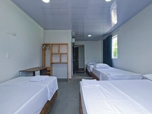 Family Room, Pets Allowed, Sea View | Free WiFi