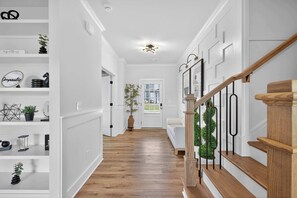 House, Multiple Beds, Patio, Garden View (Buford Beauty) | Interior