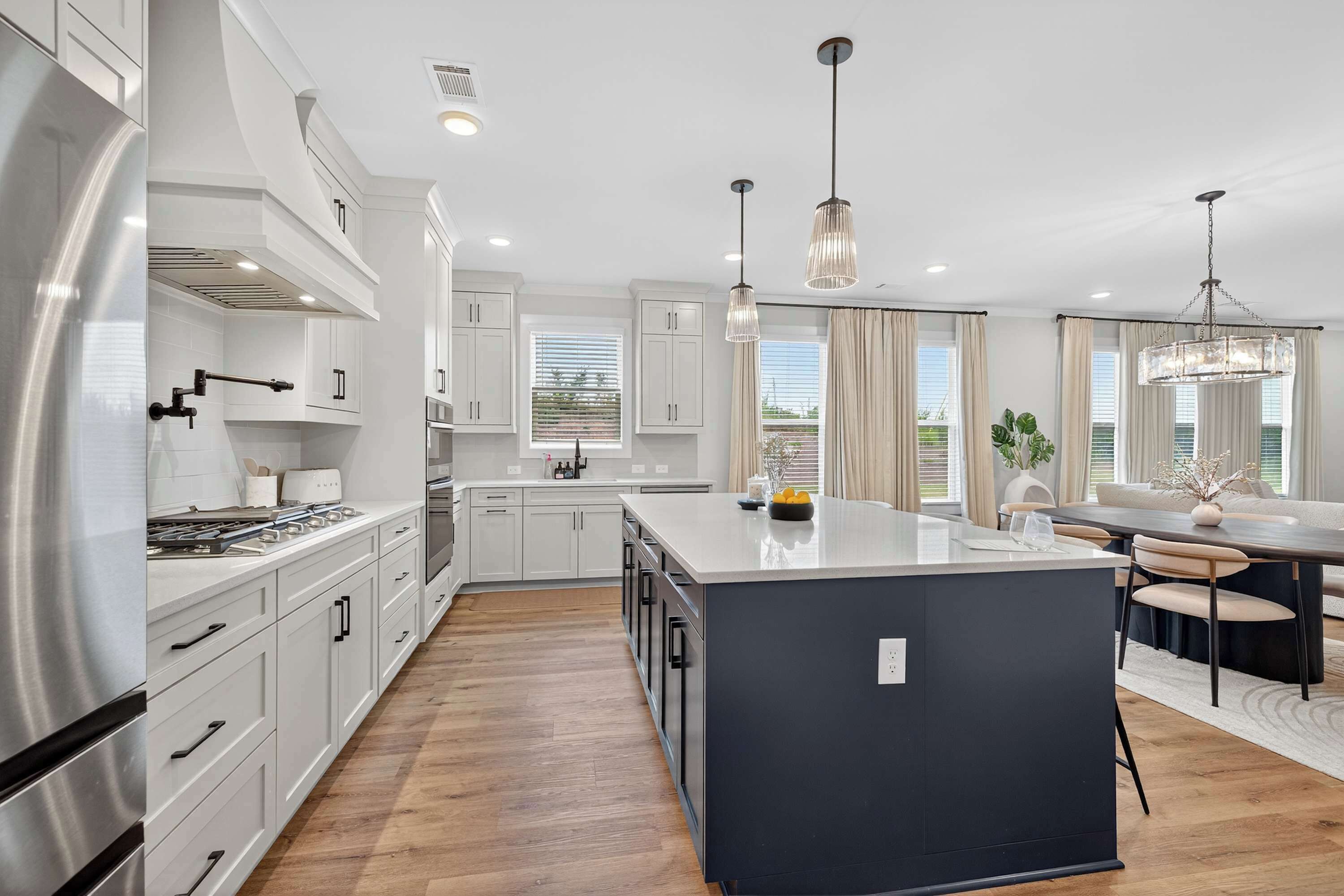 House, Multiple Beds, Patio, Garden View (Buford Beauty) | Private kitchen | Fridge, microwave, oven, stovetop