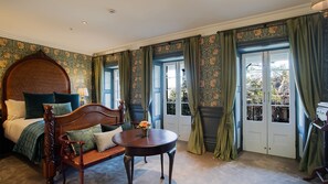 7 عدّة غرف نوم ومكتب ومكواة/لوح كي وواي فاي مجانًا