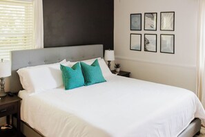 3 bedrooms, WiFi, bed sheets