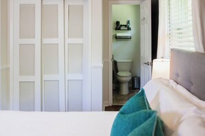 3 bedrooms, WiFi, bed sheets - 3BR Midtown Ranch. 15min to Wrighstville & Downtown (Wilmington)