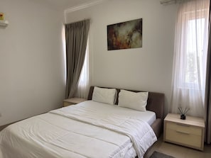 2 bedrooms, free WiFi, bed sheets, wheelchair access