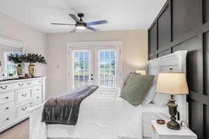 4 bedrooms, desk, iron/ironing board, travel crib