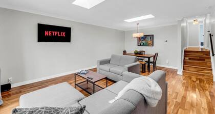 Beautiful Home by Falls with Air Hockey | Games