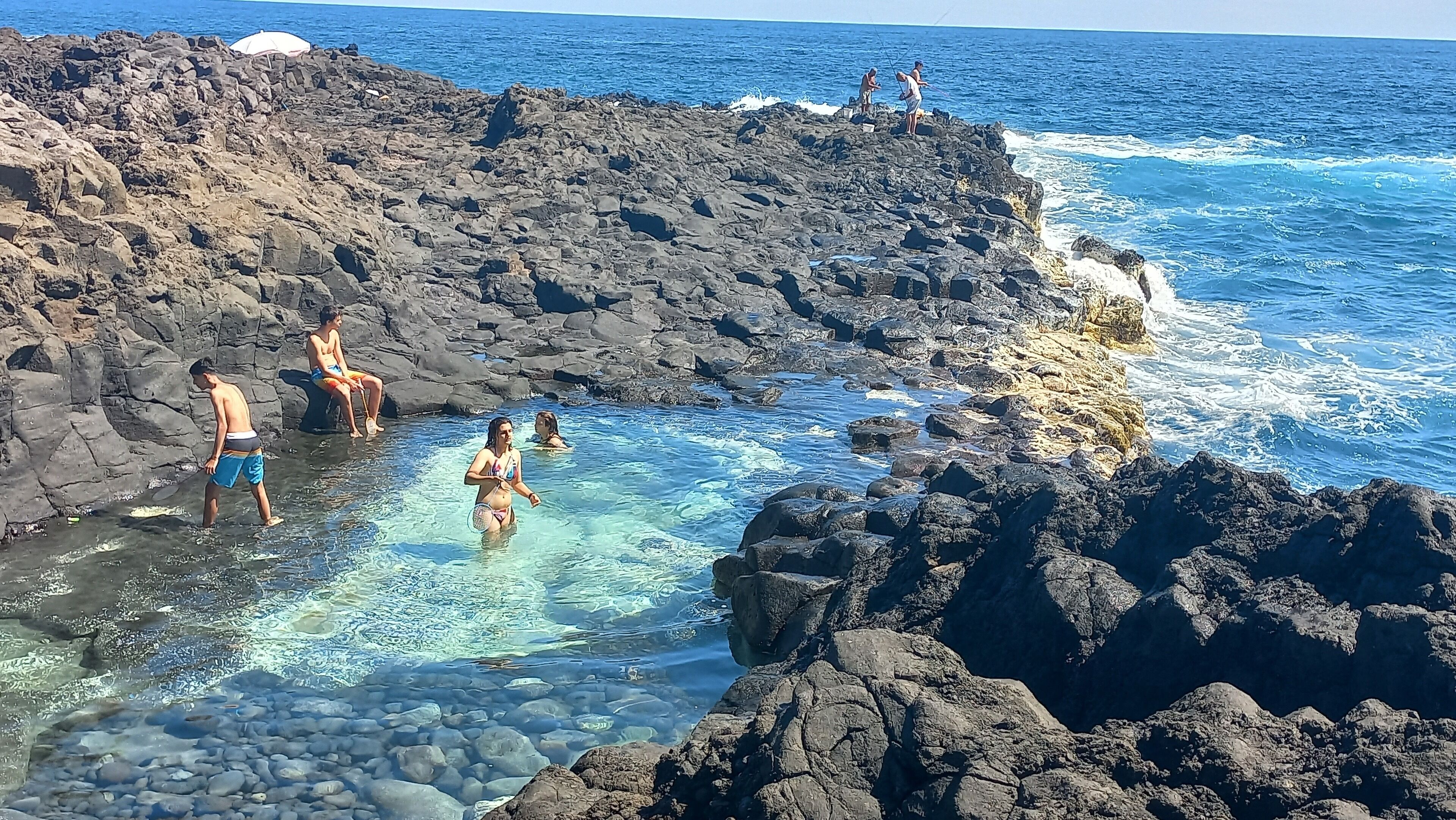 Ubicación a pie de playa, tumbonas y toallas de playa