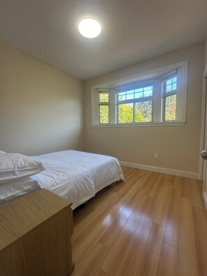 3 chambres, fer et planche Ă  repasser, Wi-Fi, literie fournie