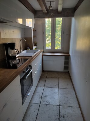 Microwave, oven, stovetop
