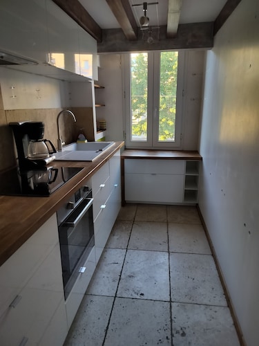 Ideal downtown apartment