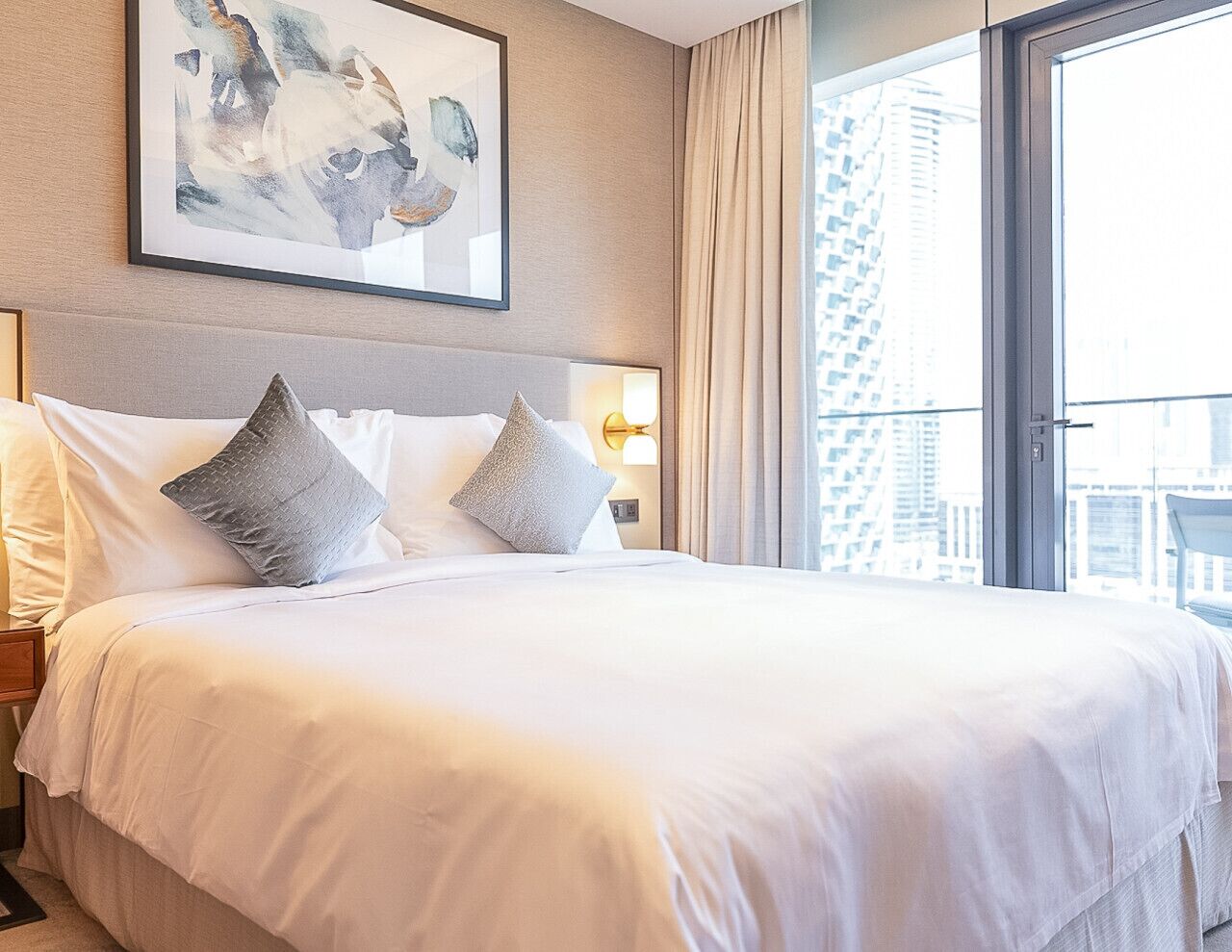 2 bedrooms, desk, iron/ironing board, WiFi