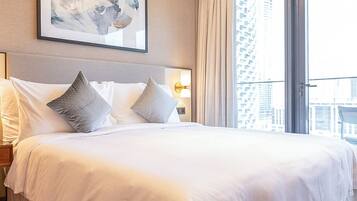 2 bedrooms, desk, iron/ironing board, WiFi