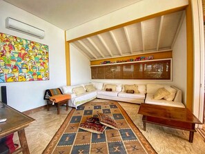 Living room - Red Beach Mansion (Angra dos Reis)