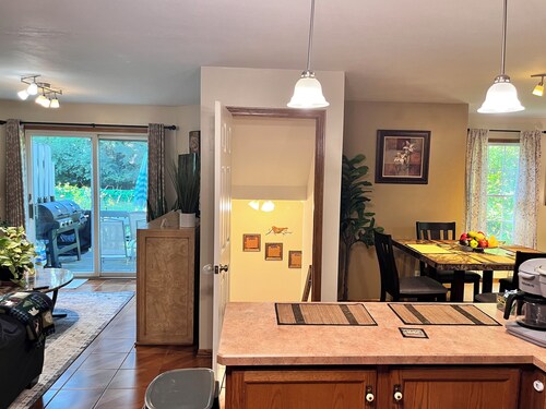 3-bedroom condo in beautiful Poland with 3 full bathrooms and 1 half bath.