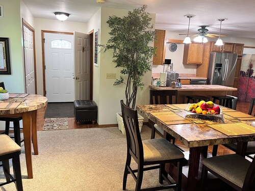 3-bedroom condo in beautiful Poland with 3 full bathrooms and 1 half bath.