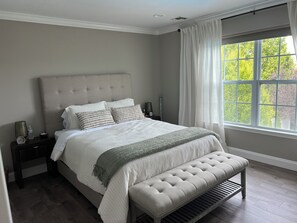 4 bedrooms, iron/ironing board, WiFi, bed sheets - Ryder Cup EXCLUSIVE-Newly renovated house, perfect enteraining space (Mount Sinai)