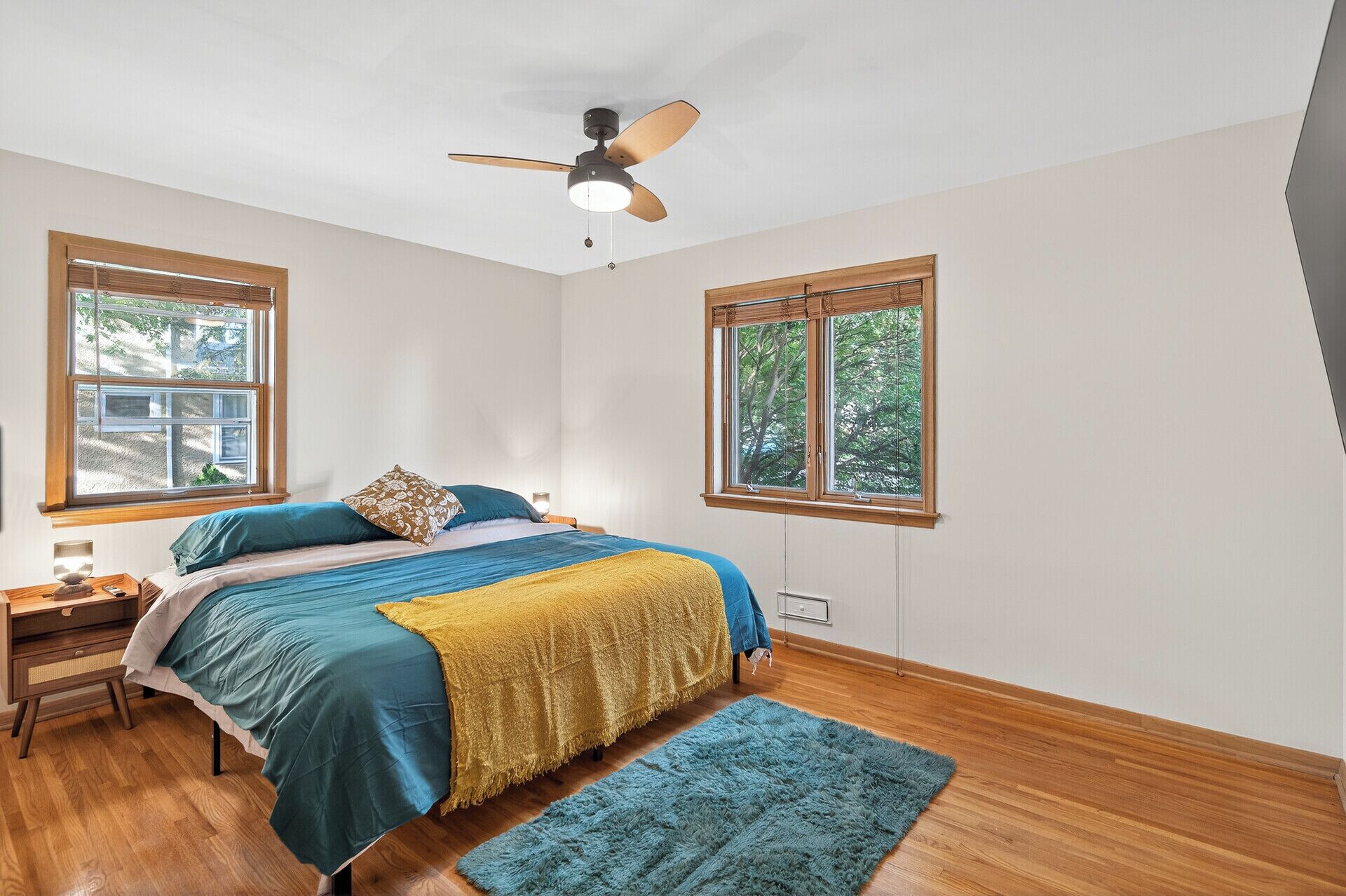 4 Schlafzimmer, Bügeleisen/Bügelbrett, Bettwäsche