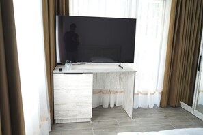Classic Double Room, Balcony, Mountain View | Desk, laptop workspace, iron/ironing board, free WiFi