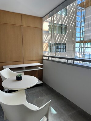 Deluxe Apartment | Balcony - AKA Brickell 31th Free Parking by Palermo Home (Miami)