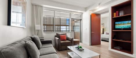 Deluxe Apartment | Living area
