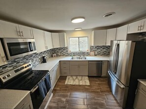 Microwave, oven, stovetop, dishwasher