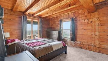 3 bedrooms, iron/ironing board, internet, bed sheets