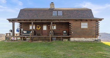 Get Away Cabin in Claysville ~ Covered deck~ Watch the Sunrise & Sunset~