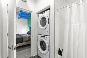 Interior - Cozy 2-Bedroom Loft | Walkable Location (Atlanta)