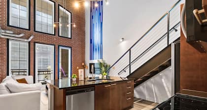 2BR Loft Midtown ATL, Sleeps 10