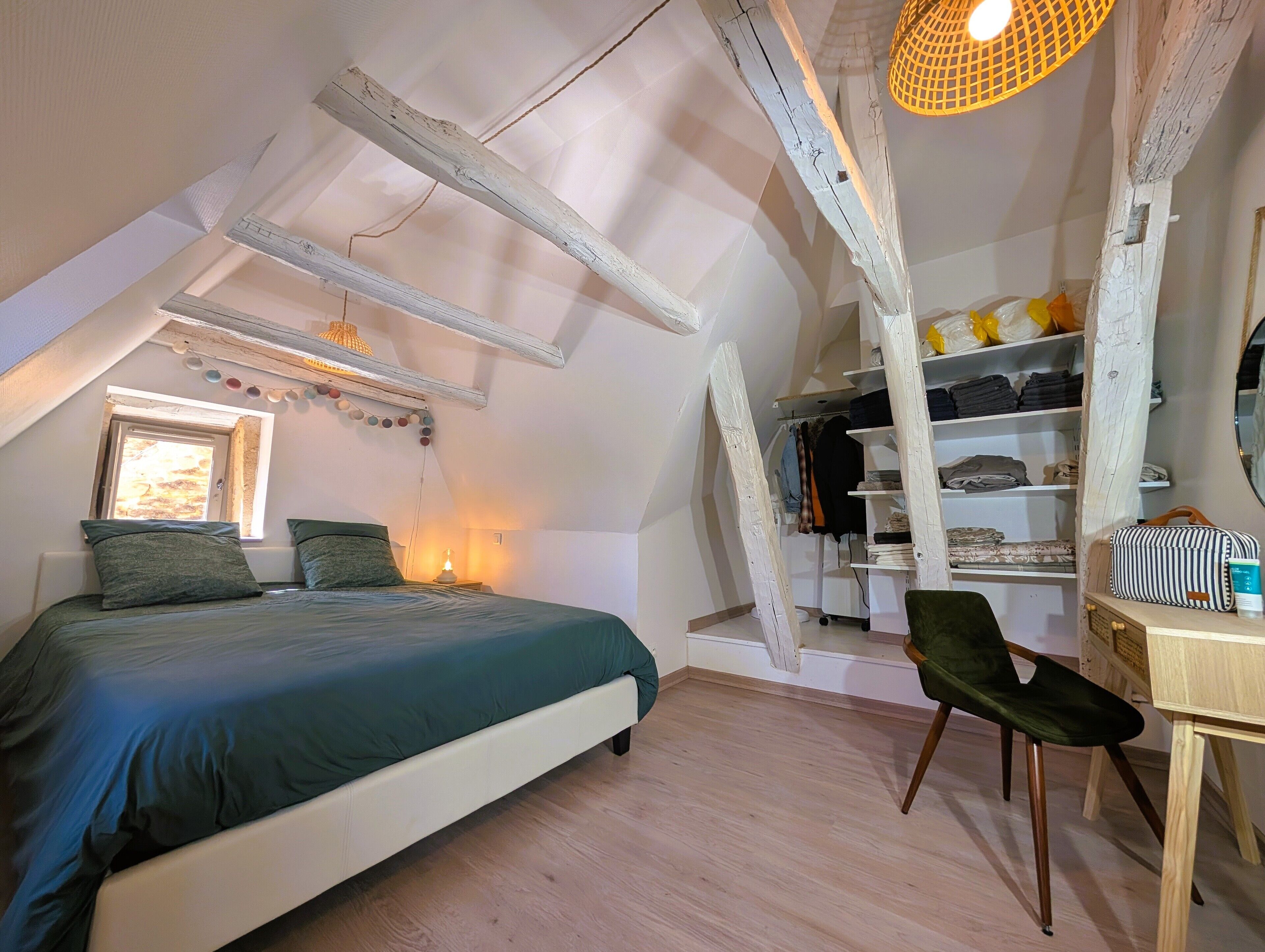 2 soverom, wi-fi (inkludert) og sengetøy