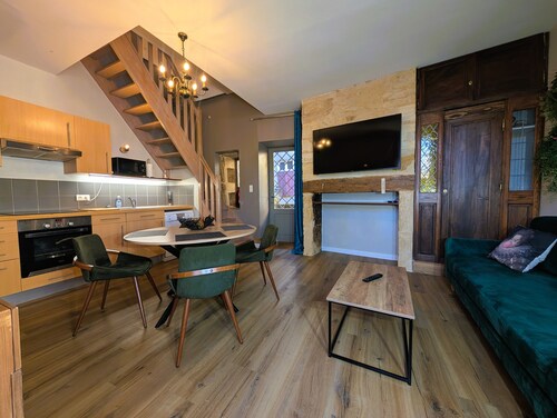 Duplex apartment in medieval center