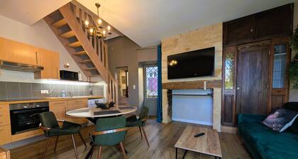 Duplex apartment in medieval center